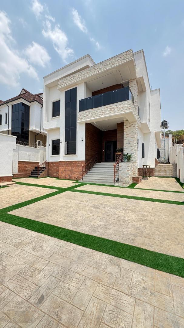 For Sale Ge/Ev  5bed || detached duplex || 370M || APO resettlement