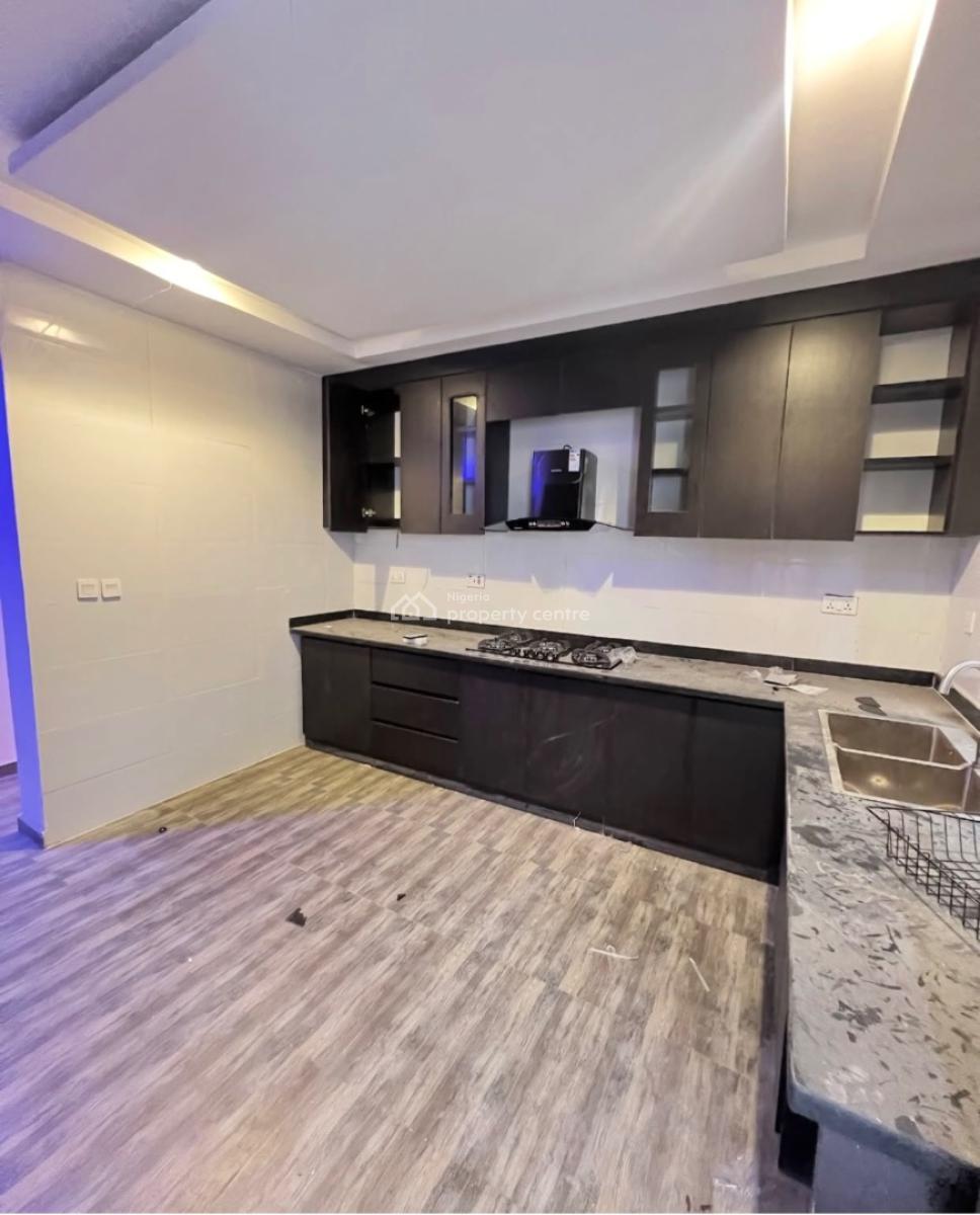 4 bedroom terraced duplex for rent