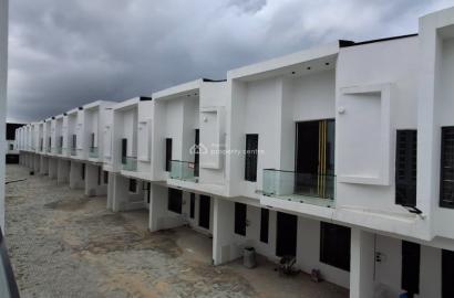4 bedroom terraced duplex for sale