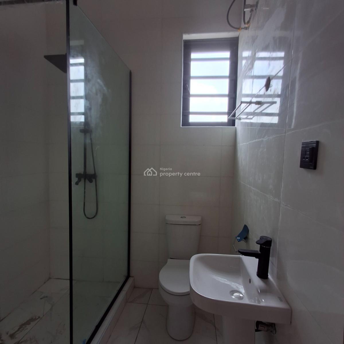 4 bedroom terraced duplex for sale