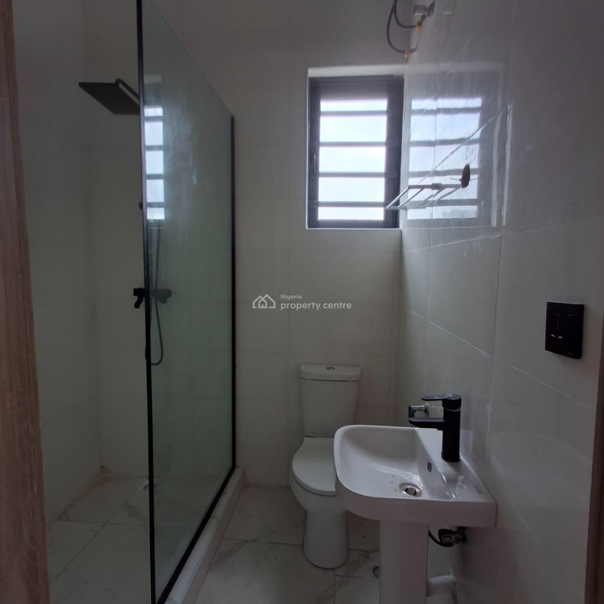 4 bedroom terraced duplex for sale