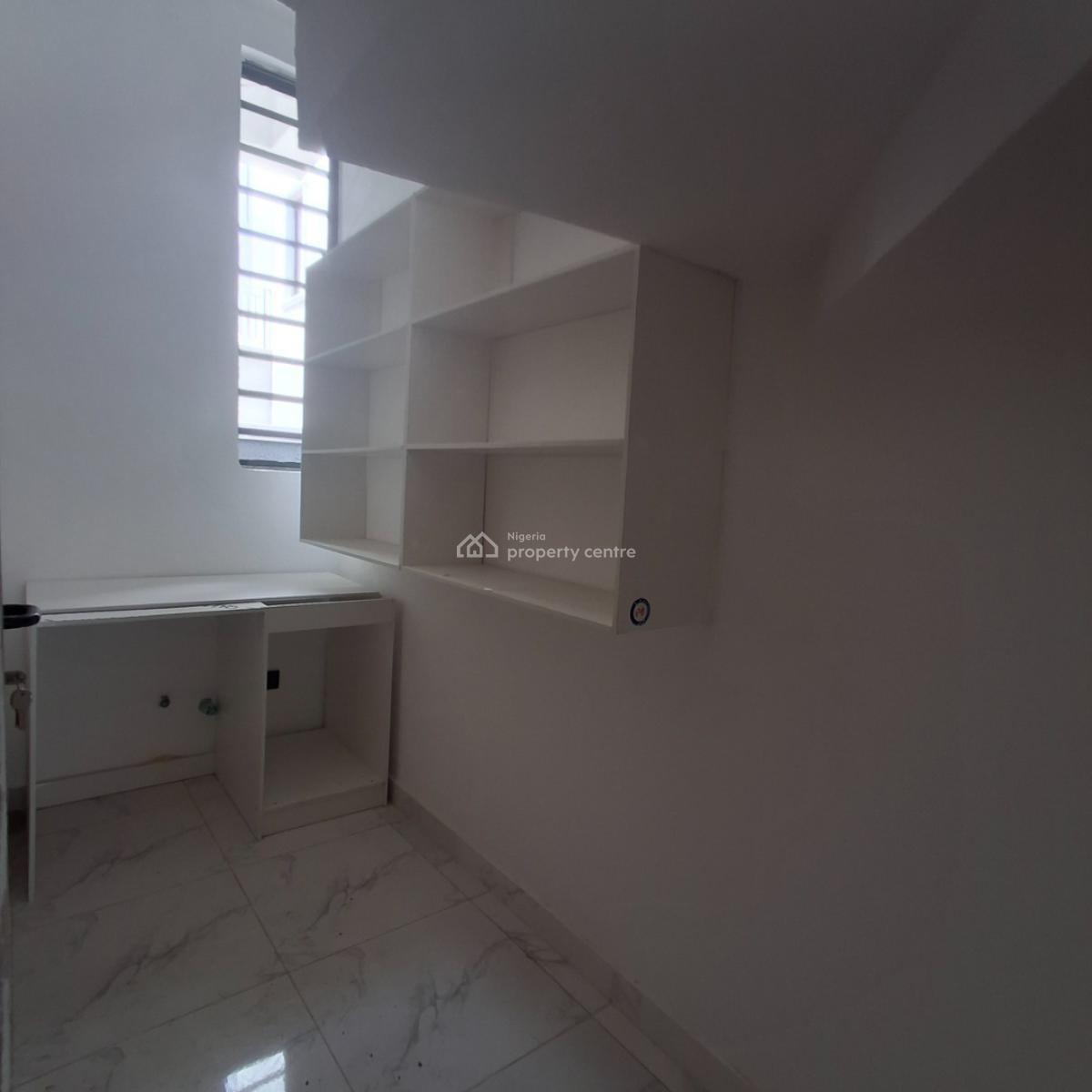 4 bedroom terraced duplex for sale