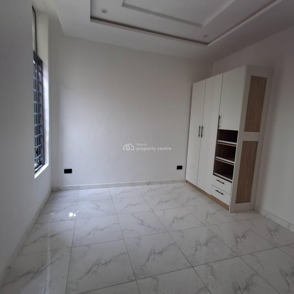 4 bedroom terraced duplex for sale