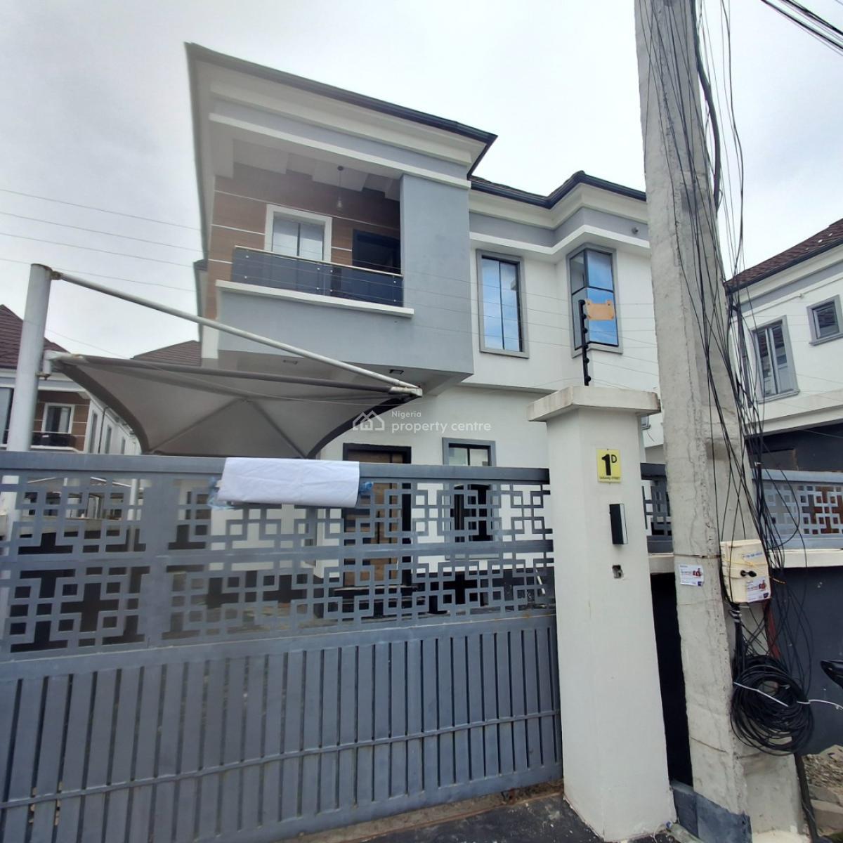 4 bedroom detached duplex for rent