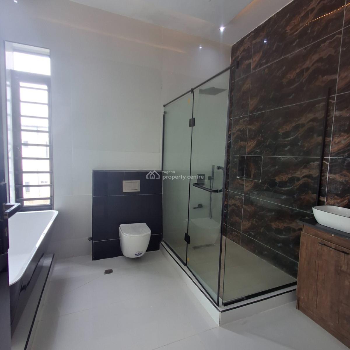 5 bedroom detached duplex for sale