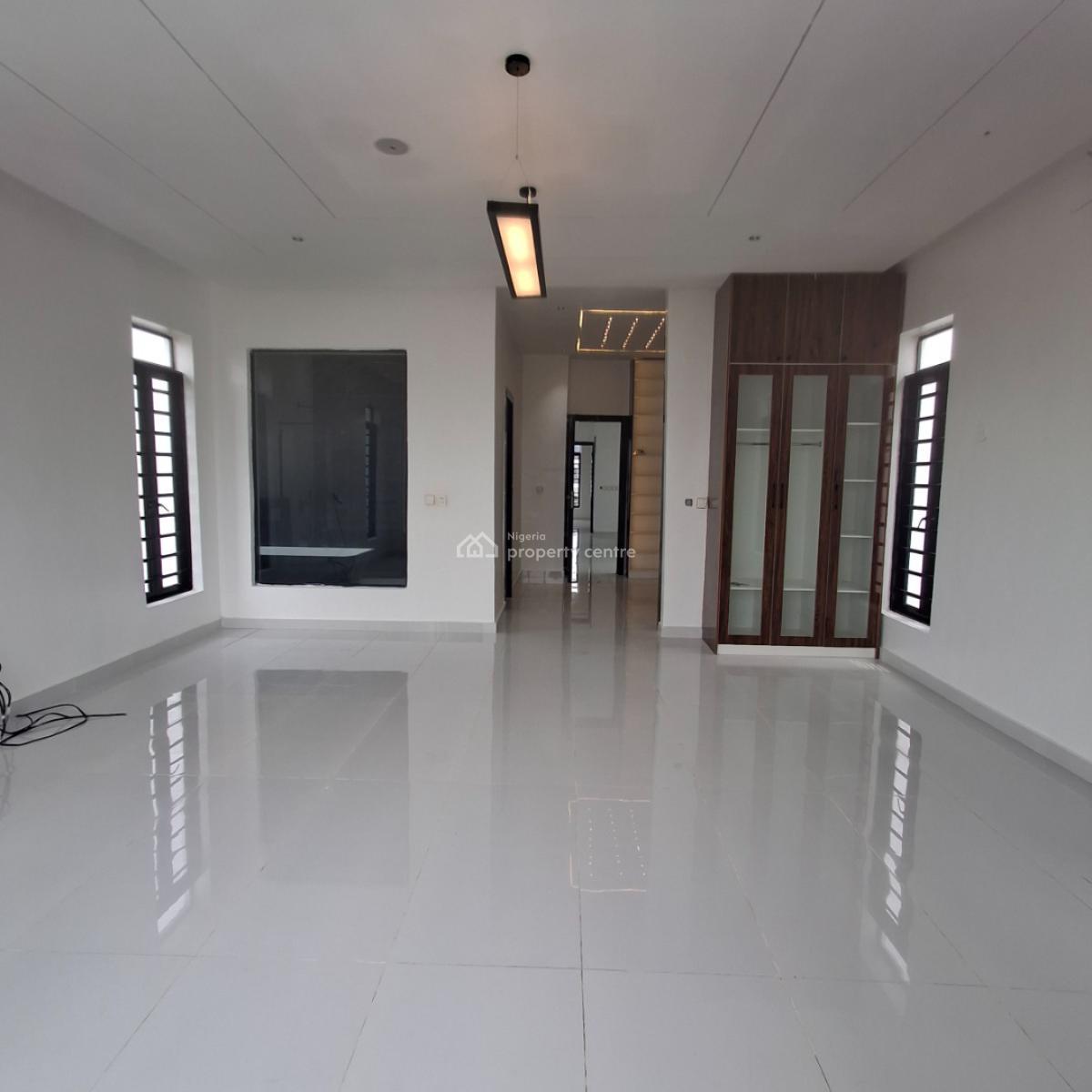 5 bedroom detached duplex for sale
