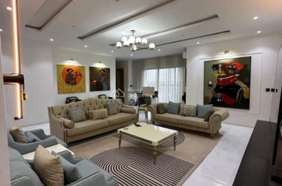 3 Bedroom Apartment With A Room Bq