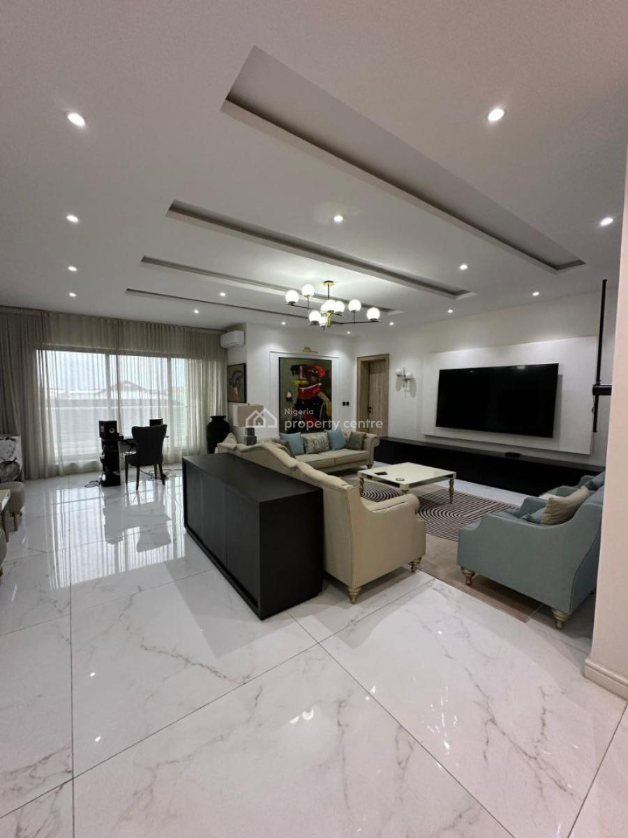 3 Bedroom Apartment With A Room Bq
