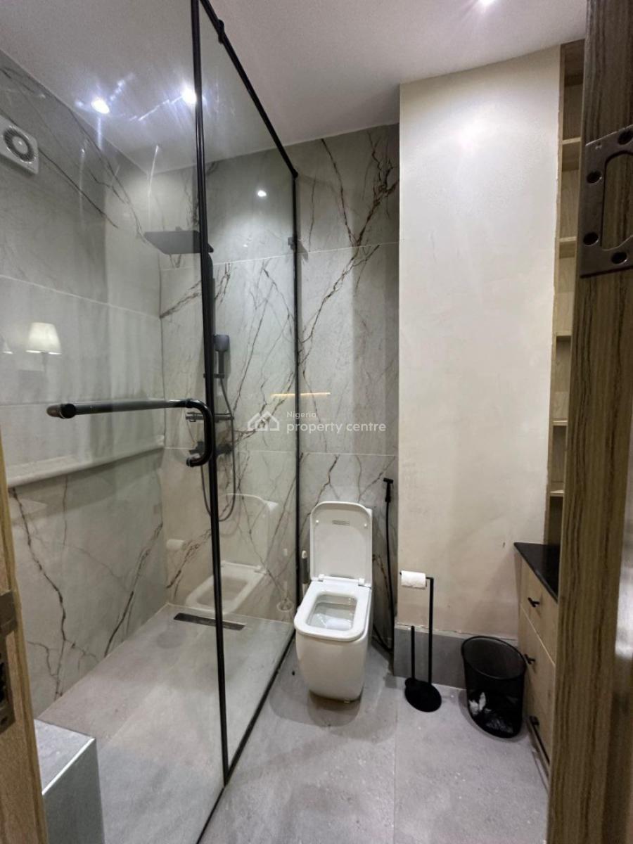 3 Bedroom Apartment With A Room Bq