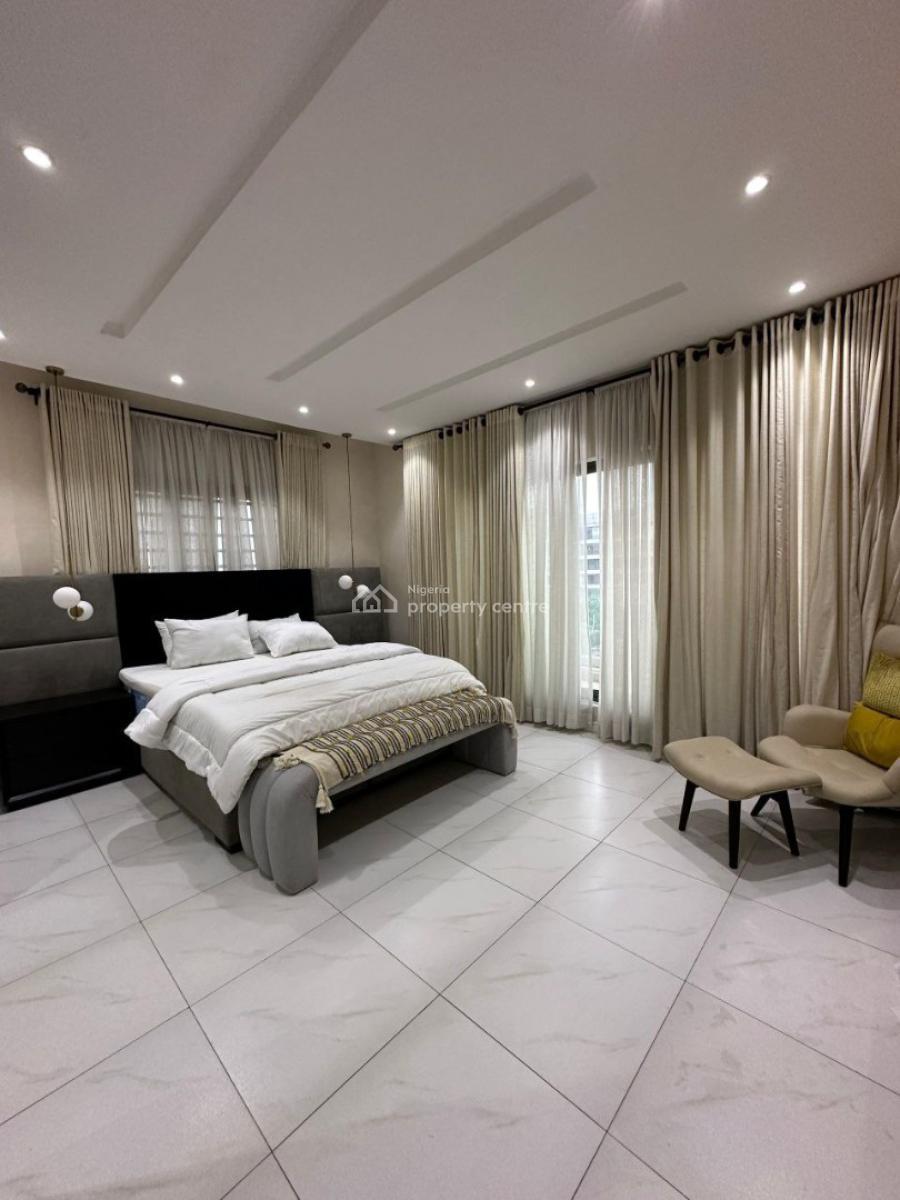 3 Bedroom Apartment With A Room Bq