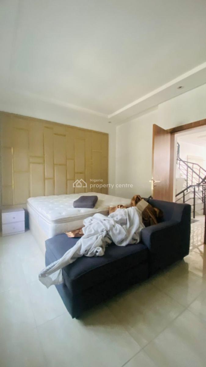 4 bedroom terraced duplex for sale