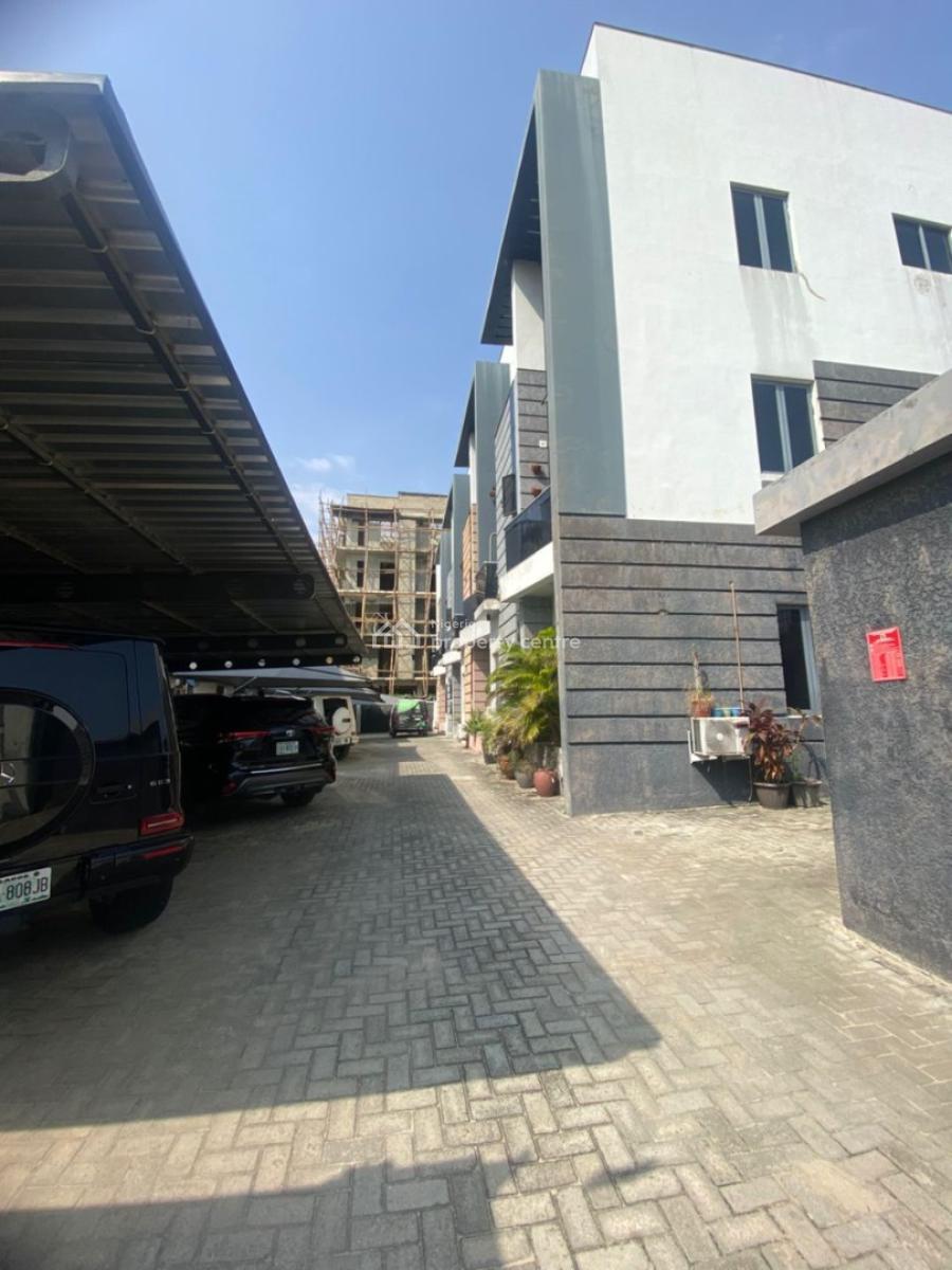 4 bedroom terraced duplex for sale
