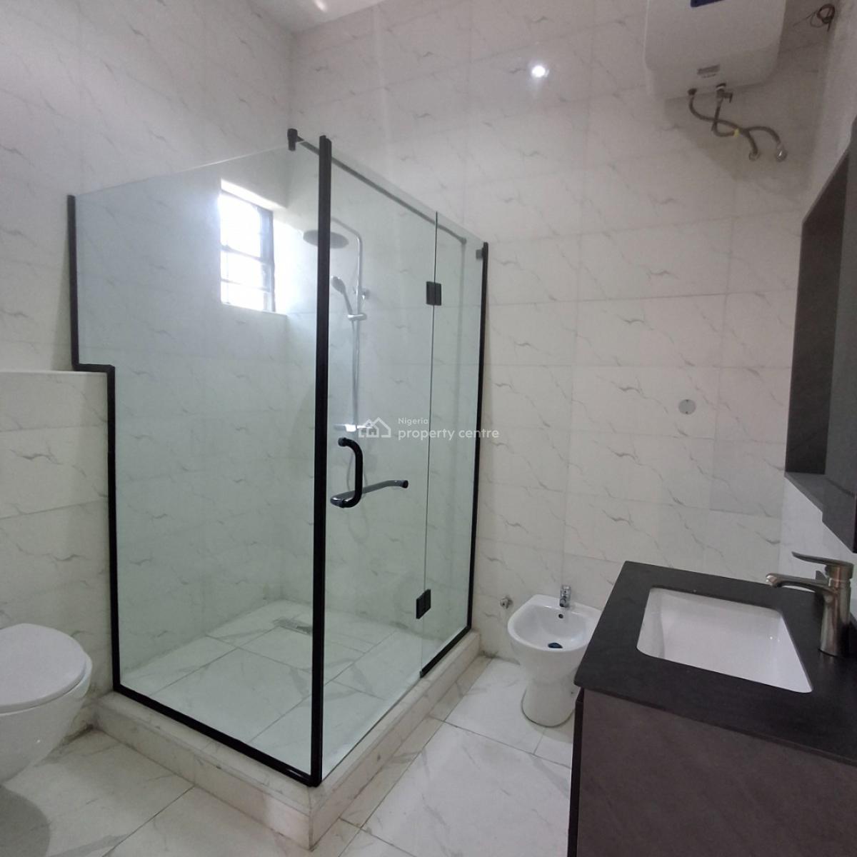 5 bedroom detached duplex for sale