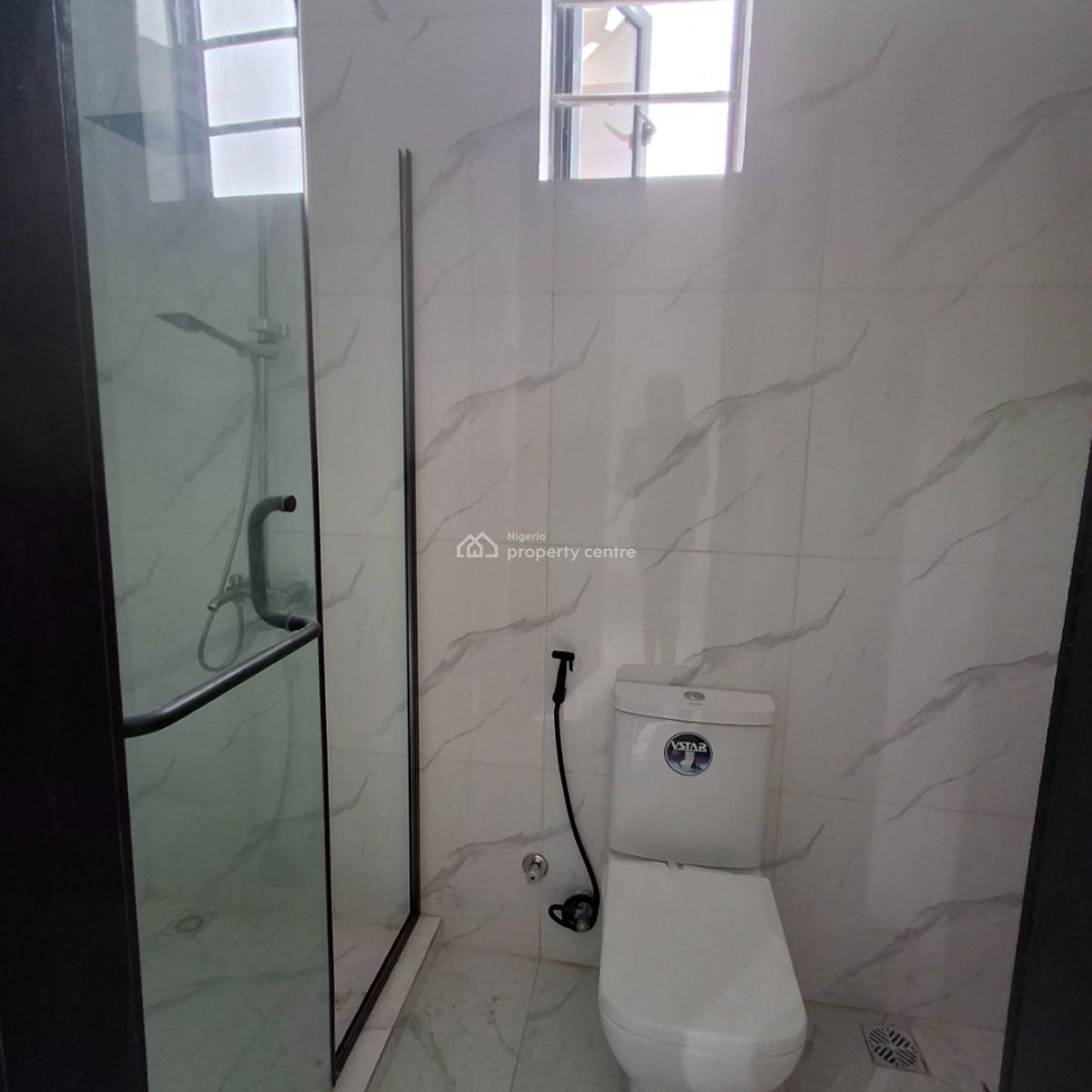 4 bedroom semi-detached duplex for sale