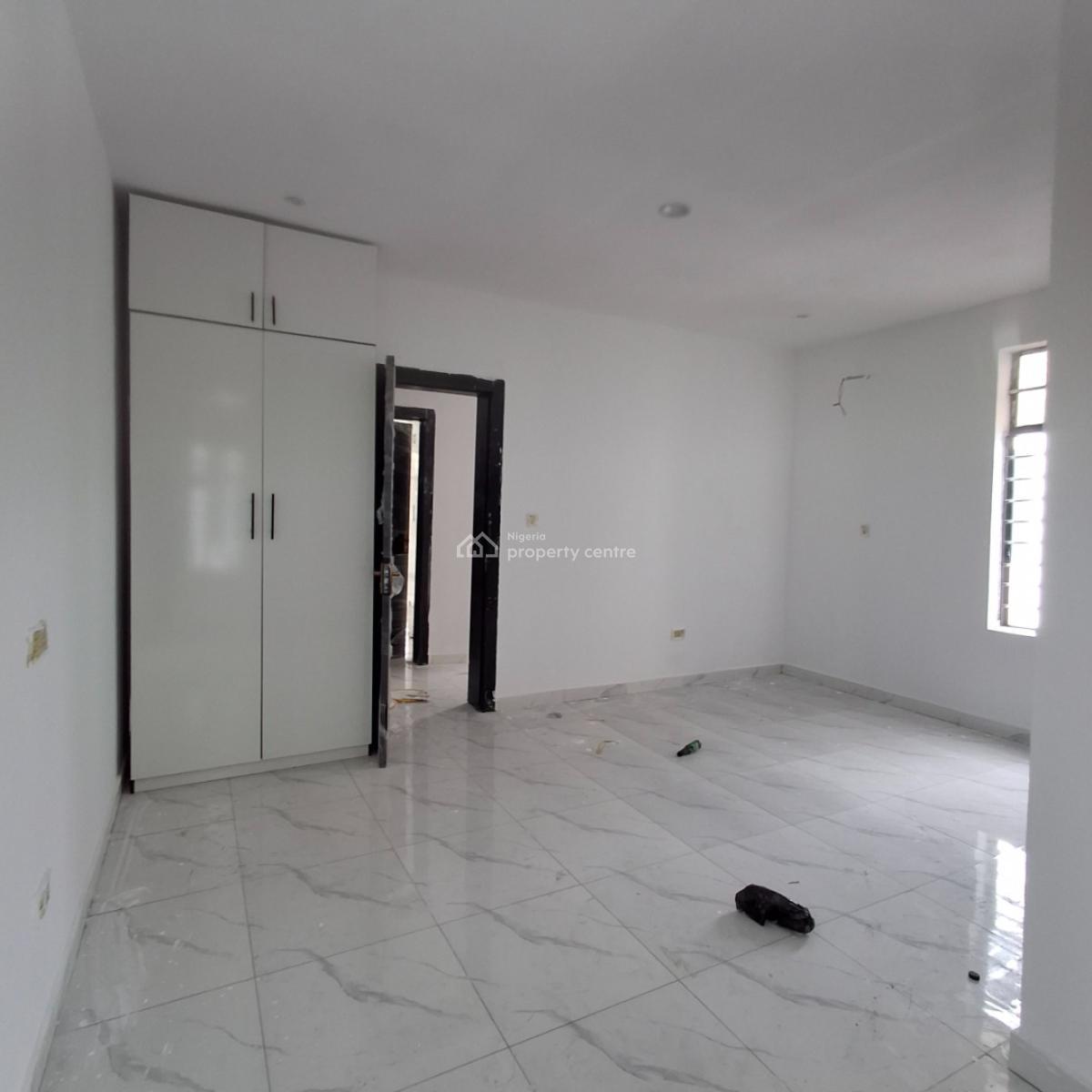 4 bedroom semi-detached duplex for sale