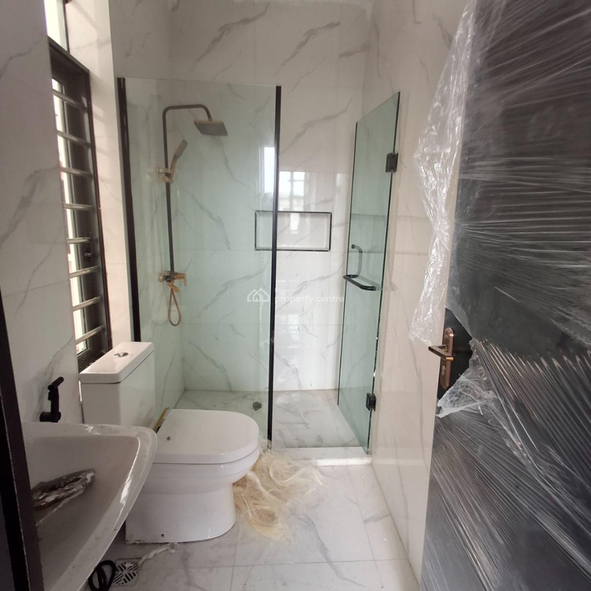 4 bedroom semi-detached duplex for sale