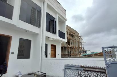4 bedroom semi-detached duplex for sale