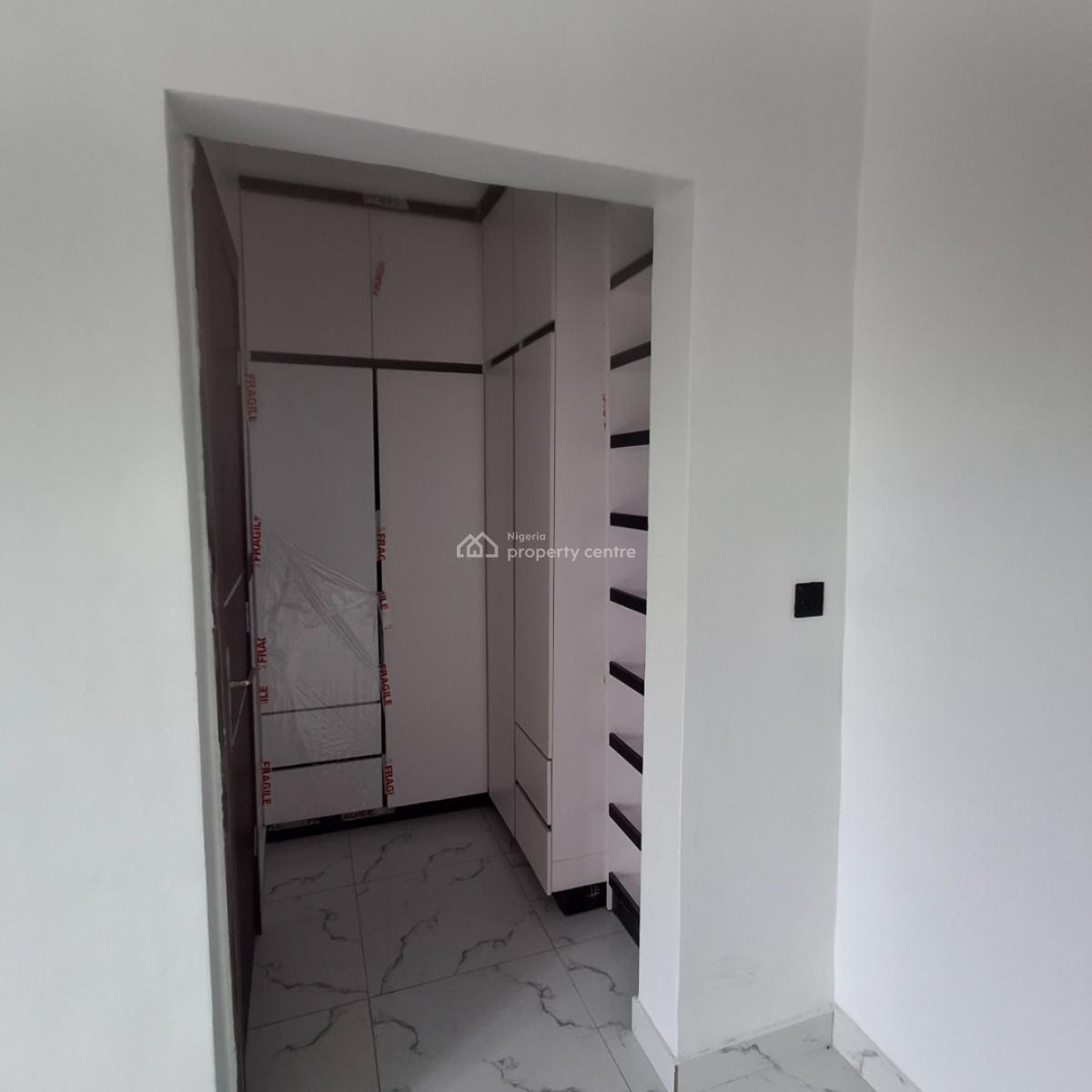 3 bedroom terraced duplex for sale