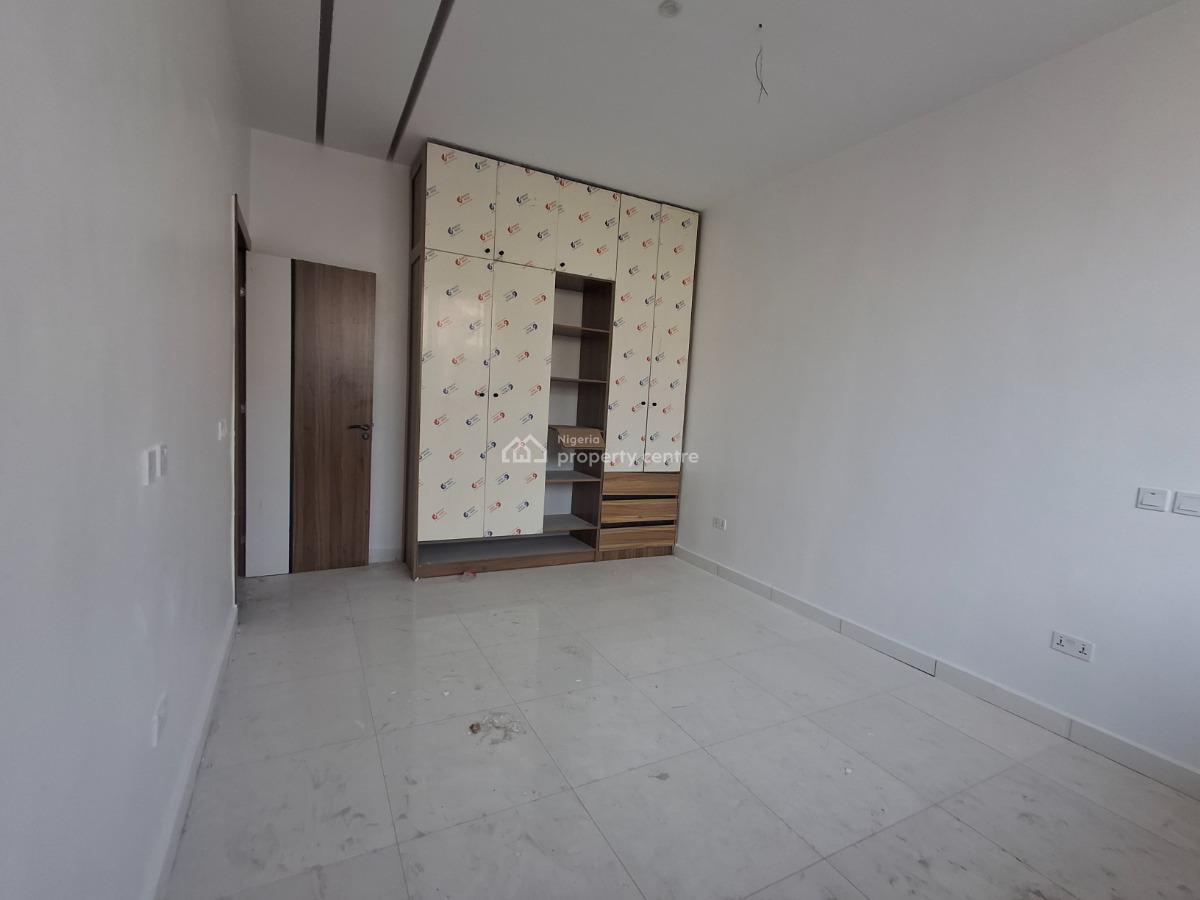 2 bedroom flat / apartment for sale