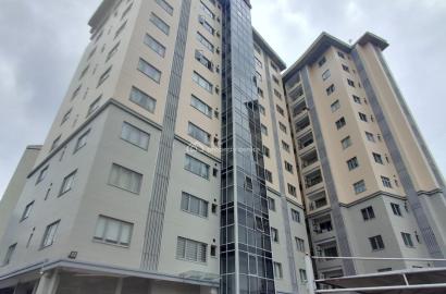 Three Bedroom Apartment With Bq $450,000