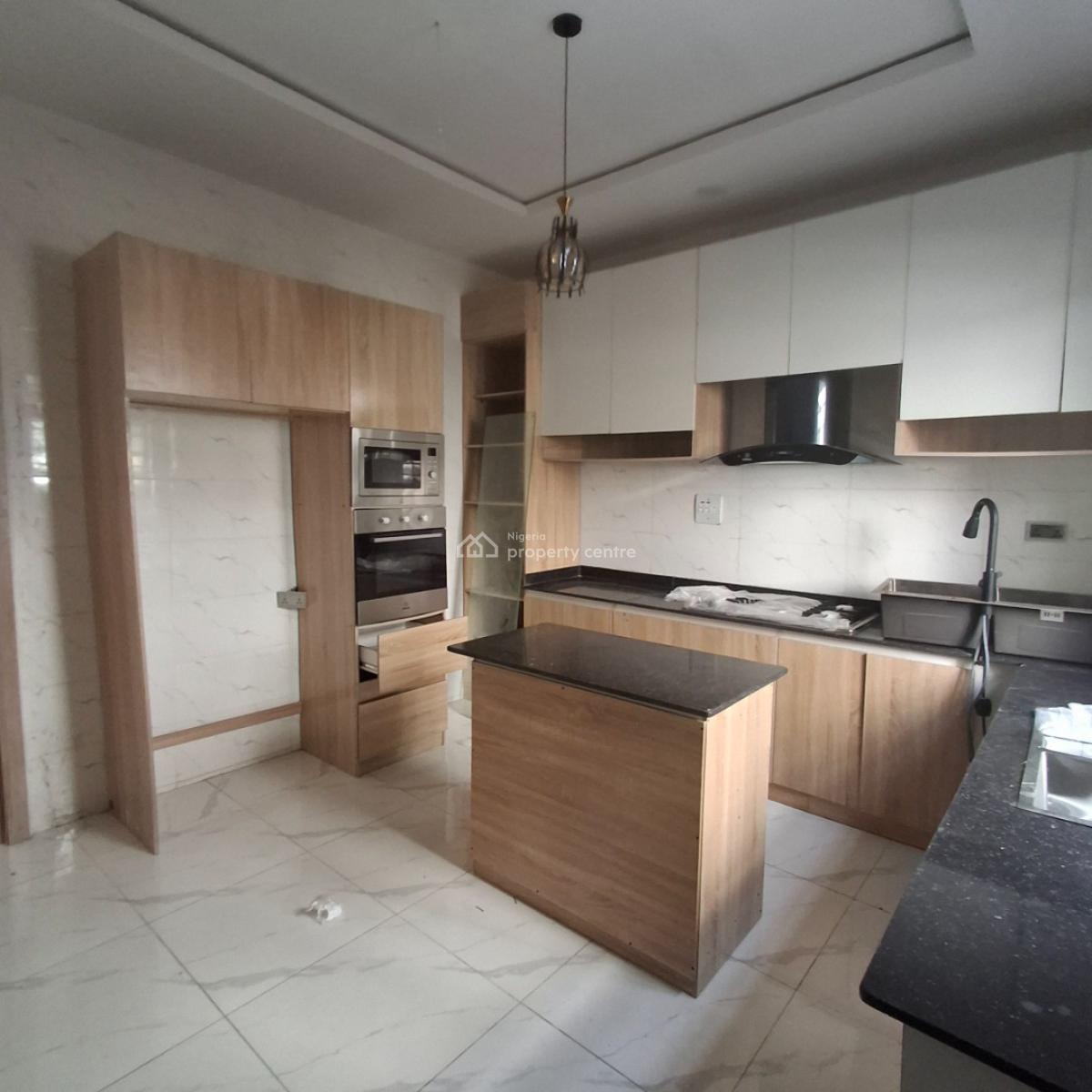 4 bedroom semi-detached duplex for sale
