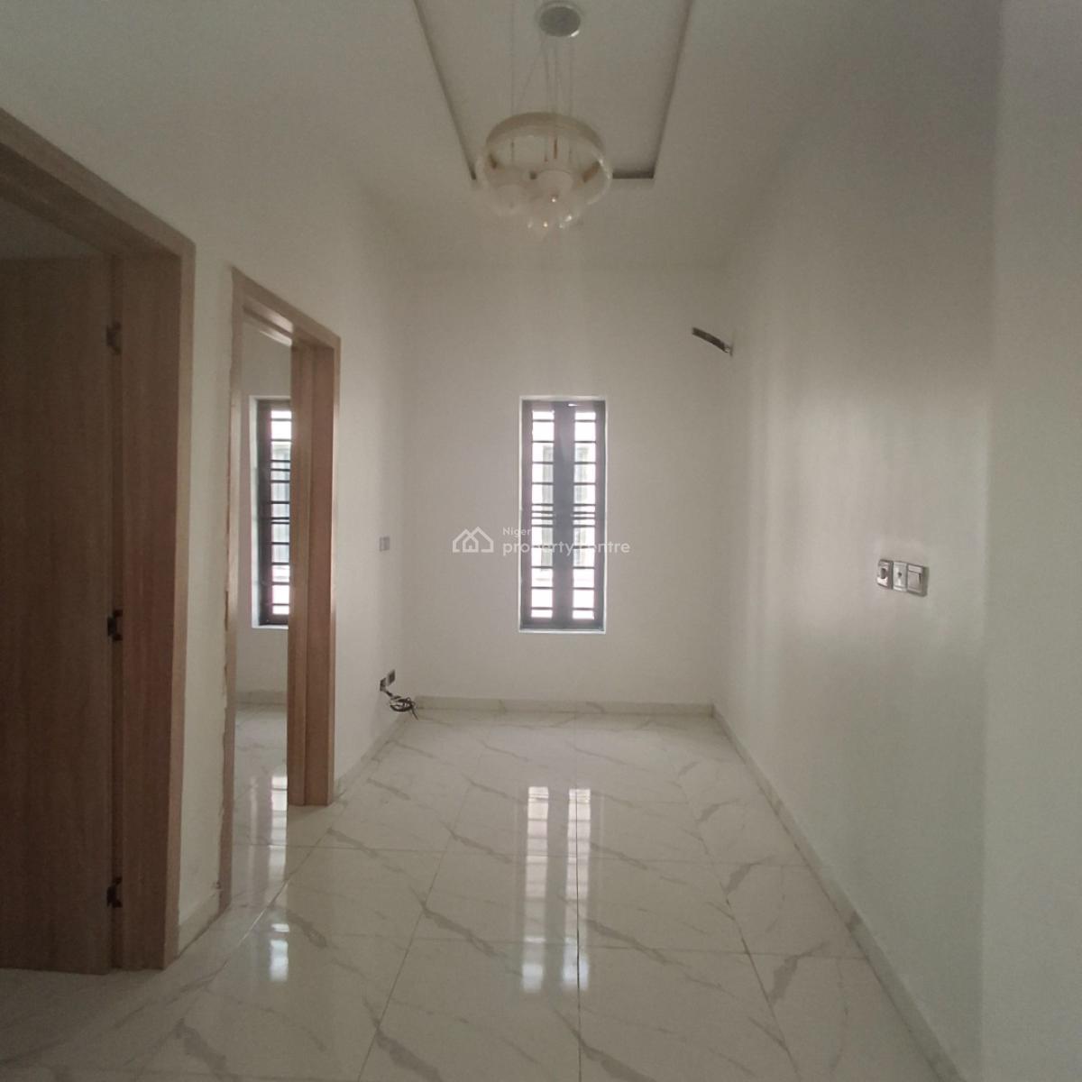 4 bedroom semi-detached duplex for sale