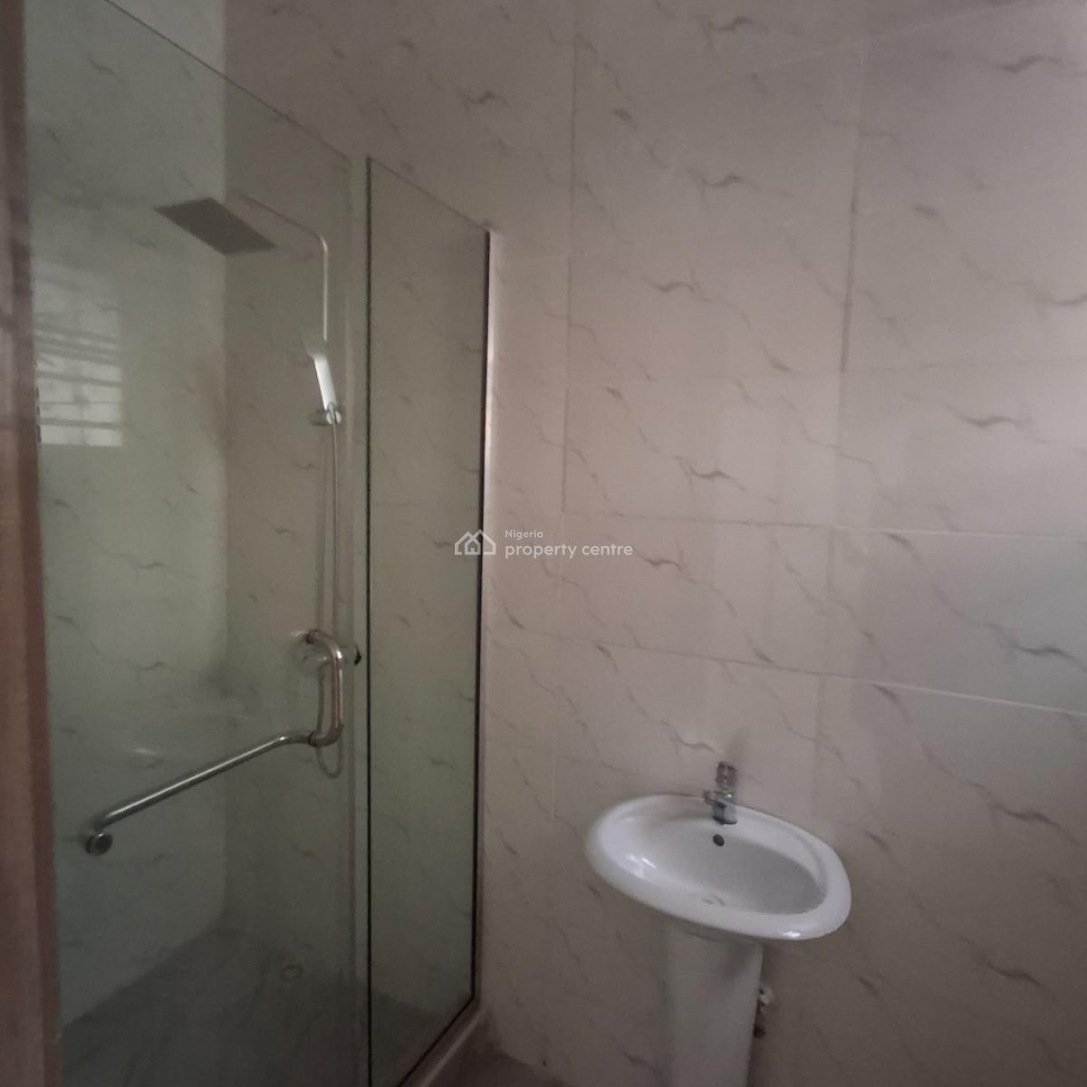 4 bedroom semi-detached duplex for sale