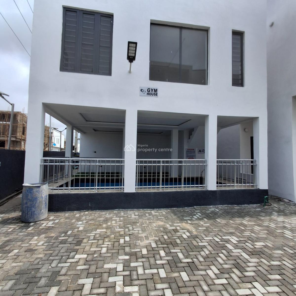 4 bedroom terraced duplex for rent