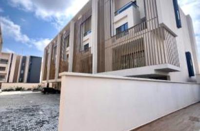 Brand New Four Bedroom Terraced Duplex $2,000,000 approx N2,944,380,052
