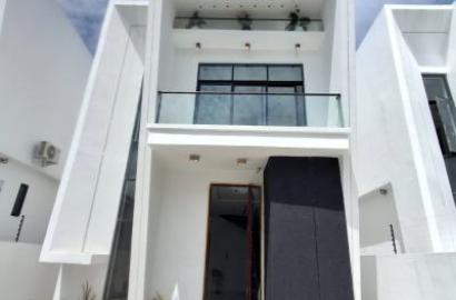 Four Bedroom Detached Duplex