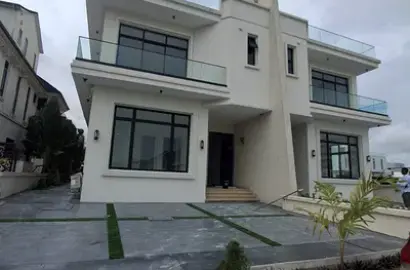 House for sale  5 Bedroom Semi-Detached House Ikate, Lekki, Lagos