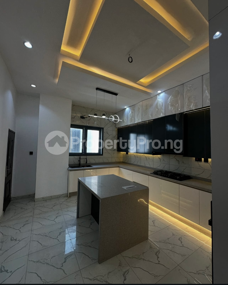 Four Bedroom Terrace Duplex With Bq
