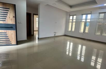 Luxury standard 2bedroom apartment for rent.   LOCATION Ocean Bay Estate, Orchid Road.