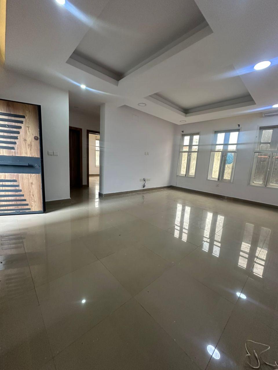 Luxury standard 2bedroom apartment for rent.   LOCATION Ocean Bay Estate, Orchid Road.