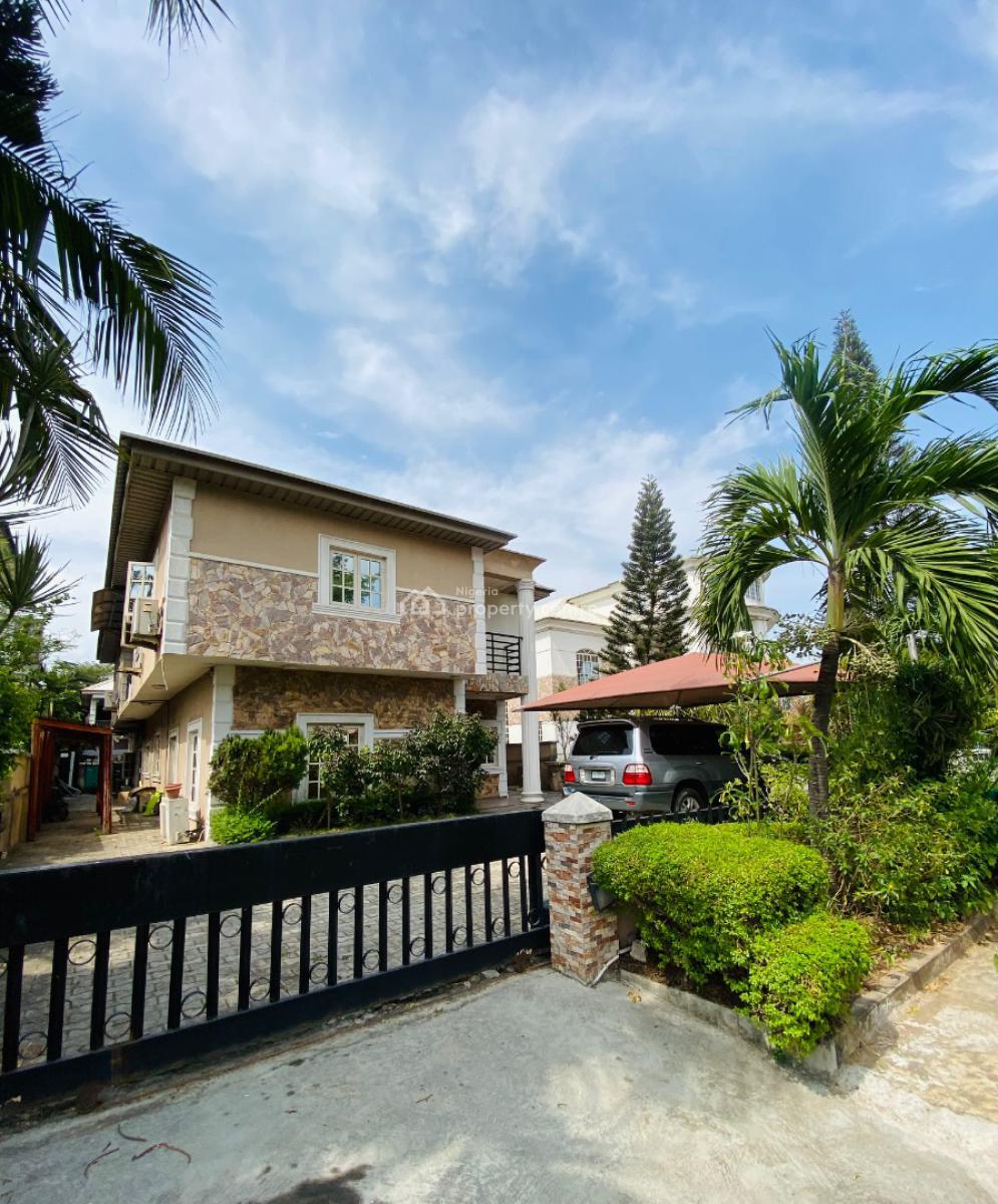 4 bedroom detached duplex for sale