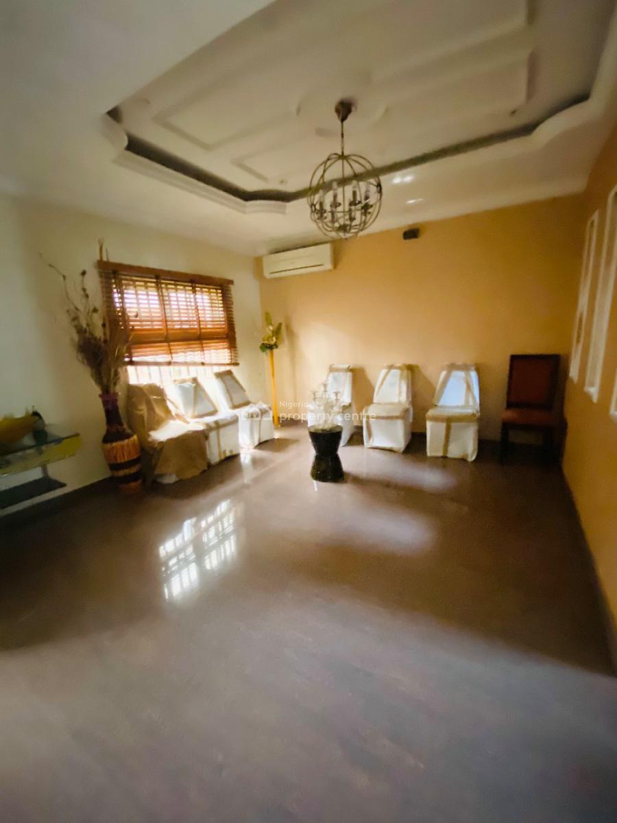 4 bedroom detached duplex for sale