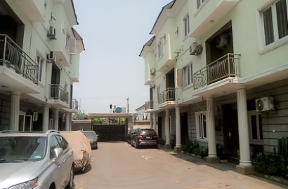 A Fully Serviced 4 Bedroom Duplex