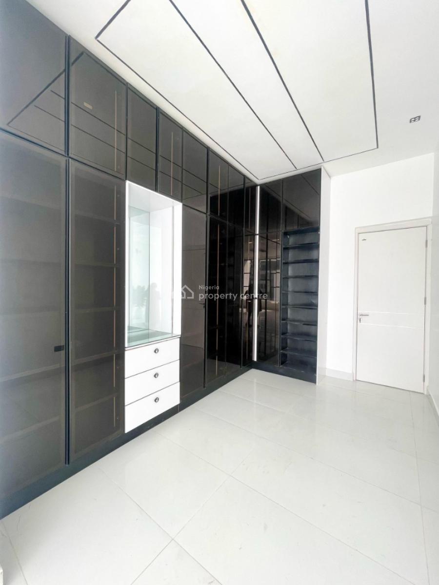5 bedroom detached duplex for sale