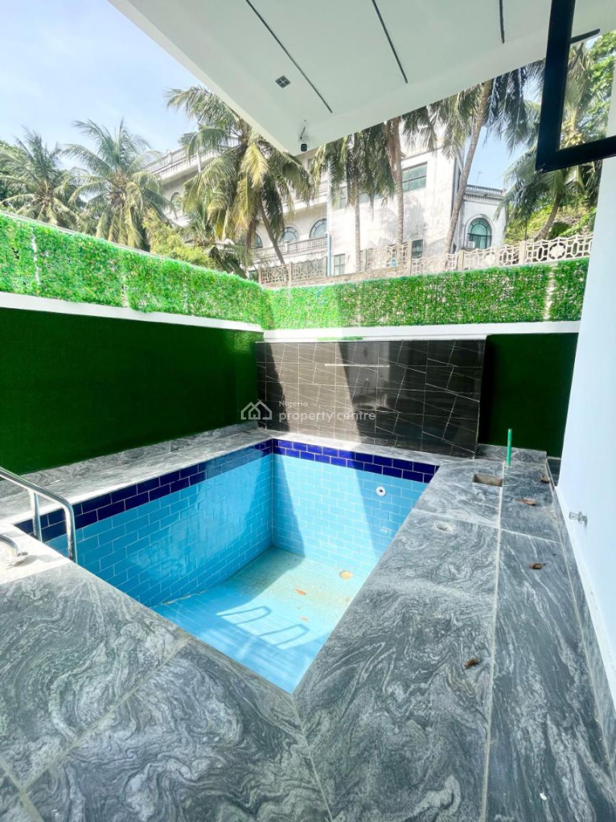 5 bedroom detached duplex for sale