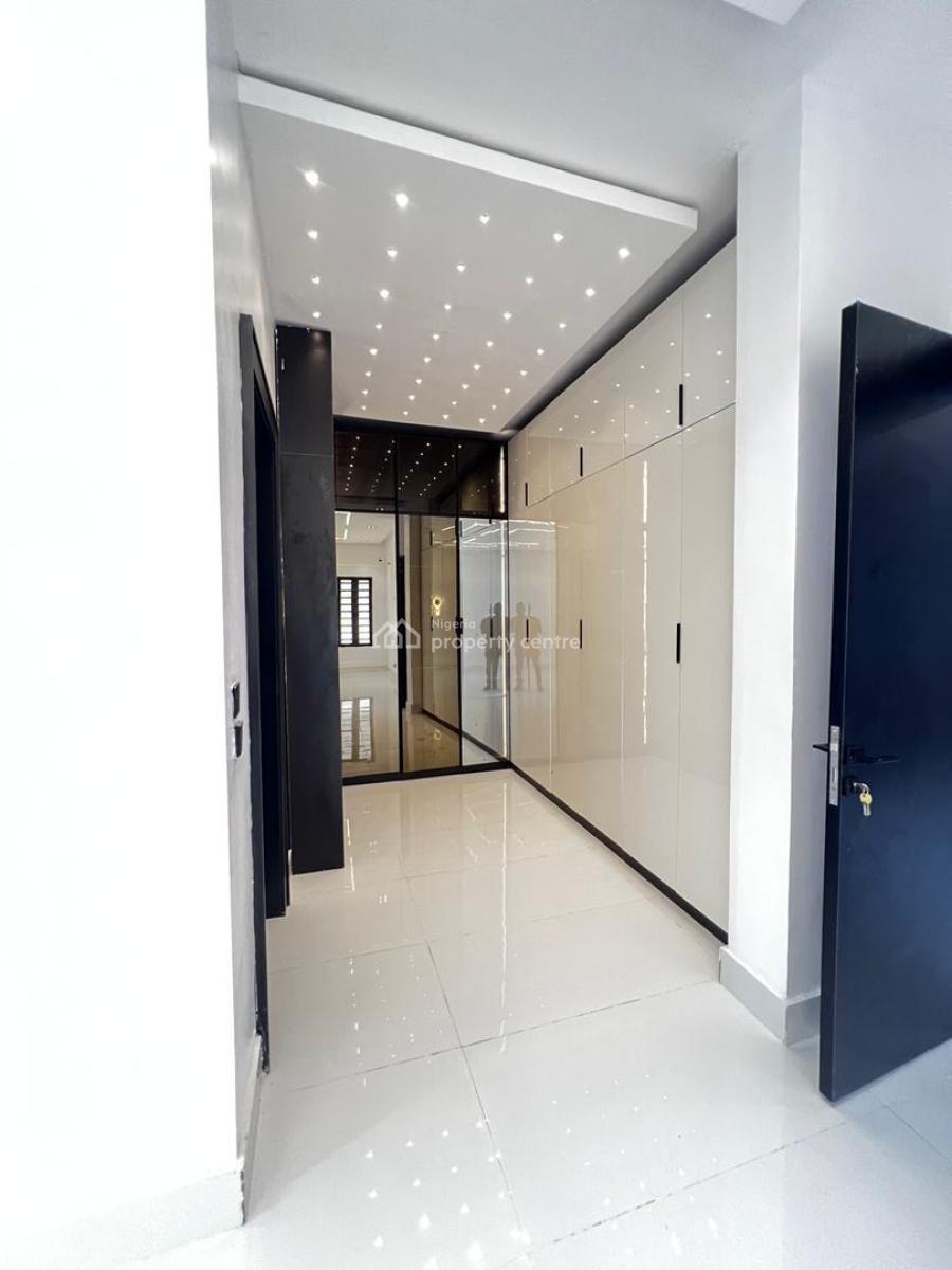 5 bedroom detached duplex for sale