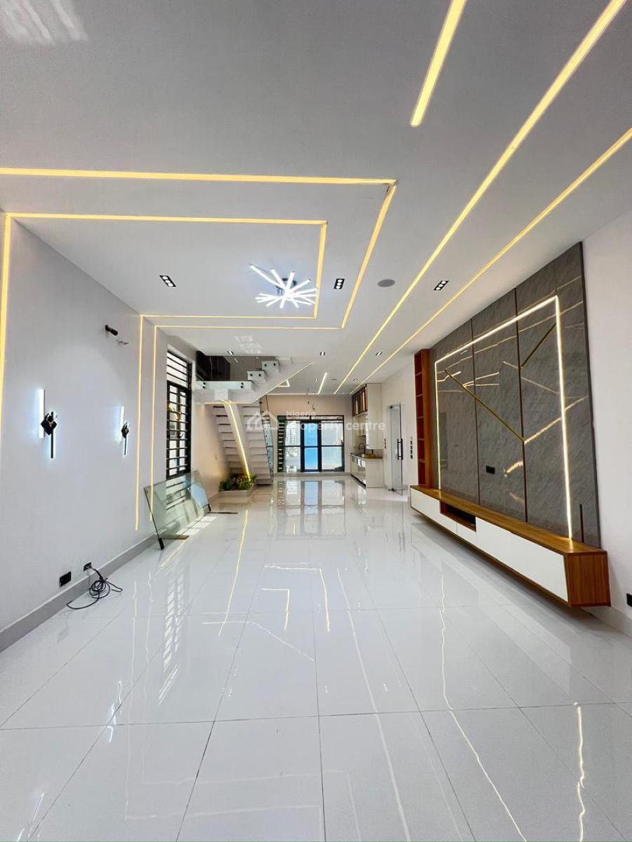 5 bedroom detached duplex for sale