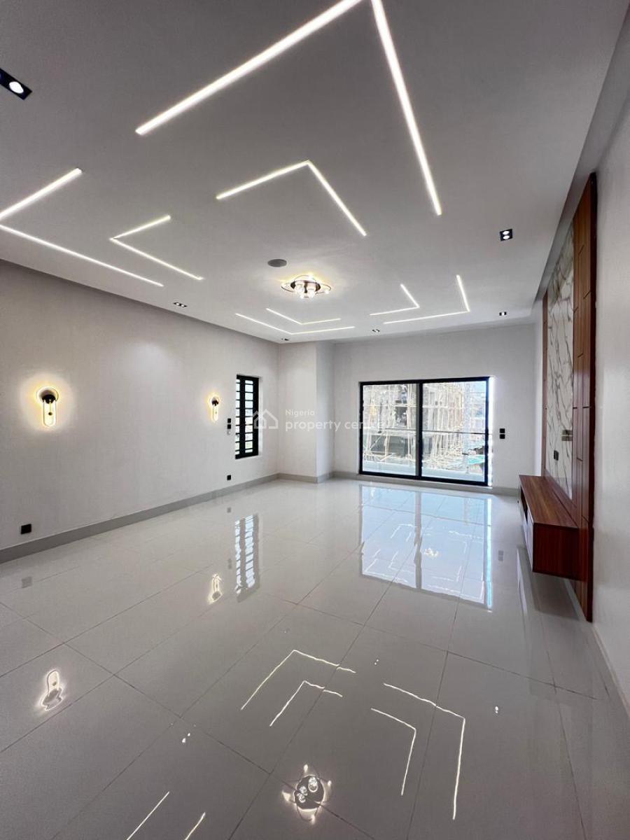 5 bedroom detached duplex for sale