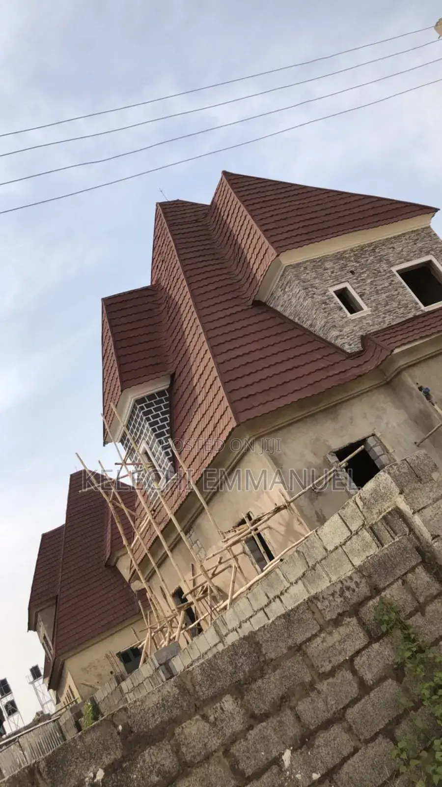 5bdrm Duplex in Lugbe, FHA for sale