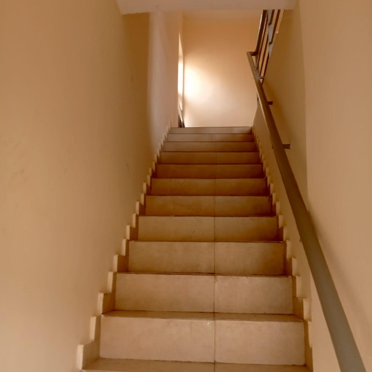 3 bedroom flat in a serene environment at ikota estate. Besides mega chicken, Ikota.  Price: 4.5m