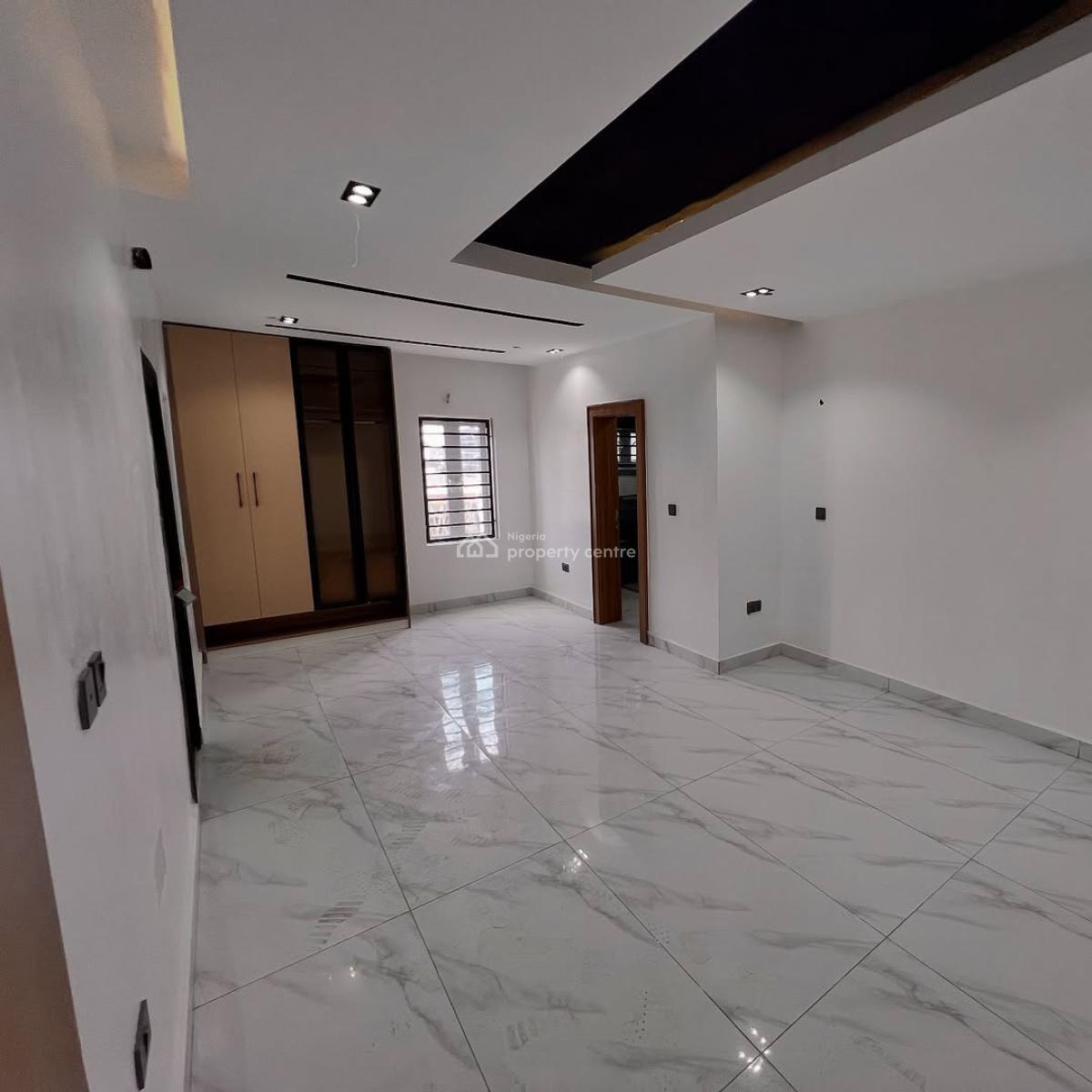 4 bedroom terraced duplex for sale