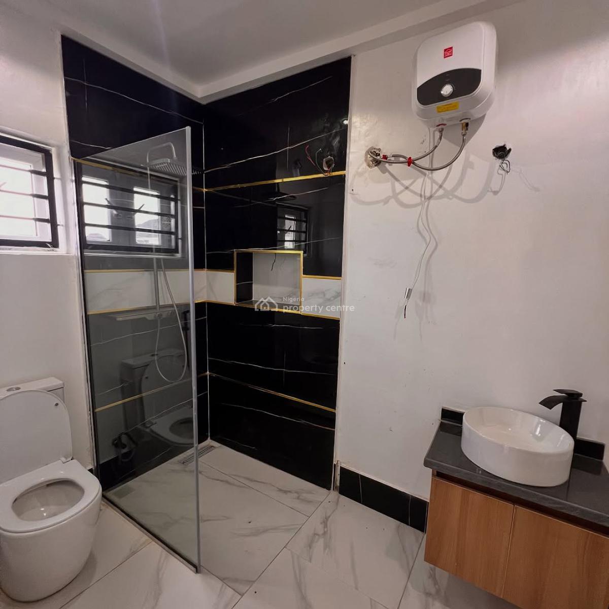4 bedroom terraced duplex for sale
