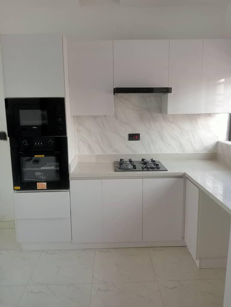 8 units of 2bedroom Apartment for sale in Lekki phase1 Roof top
