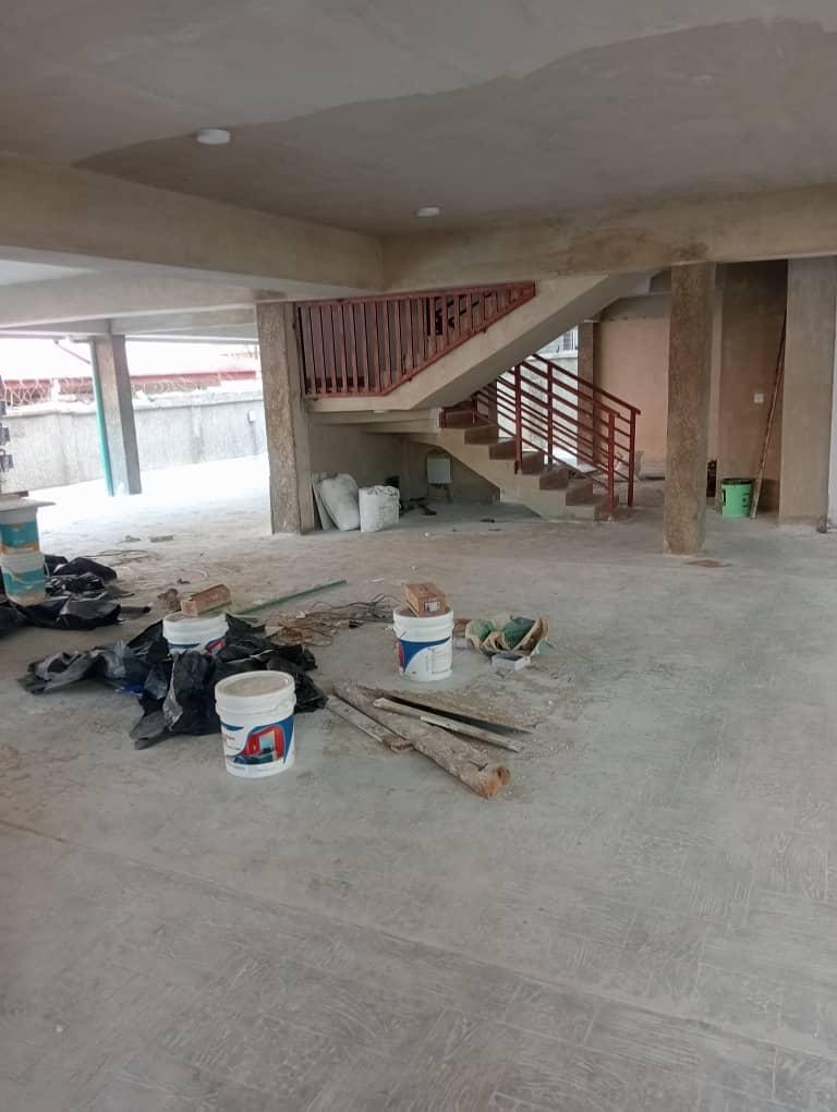 8 units of 2bedroom Apartment for sale in Lekki phase1 Roof top