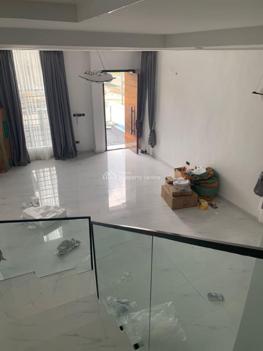 Luxury 5 Bedroom Duplex