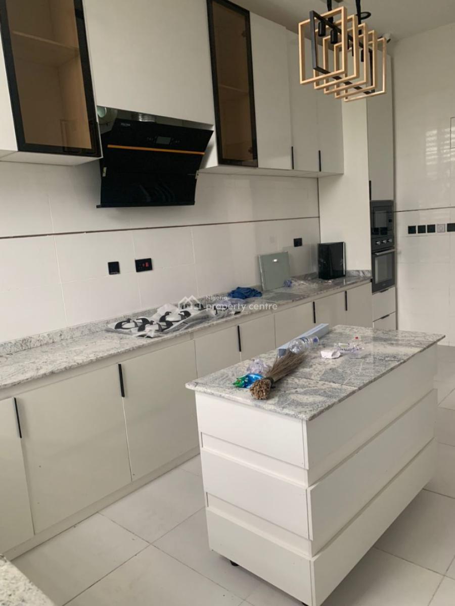Luxury 5 Bedroom Duplex